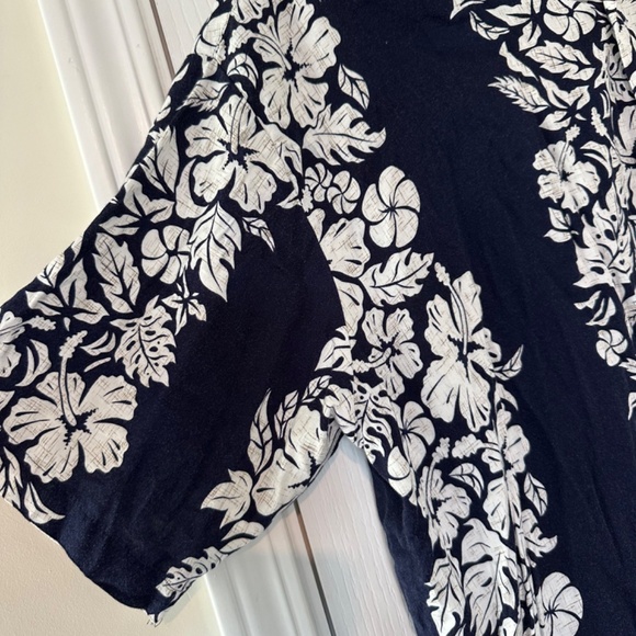 vintage ✨ Pineapple Connection Hawaiian shirt - Picture 2 of 6